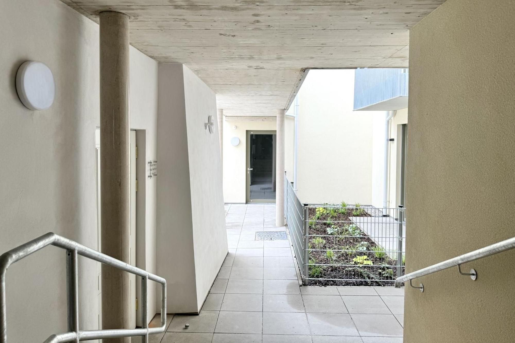 Modernes Studio Beim Domplatz Bécsújhely Kültér fotó