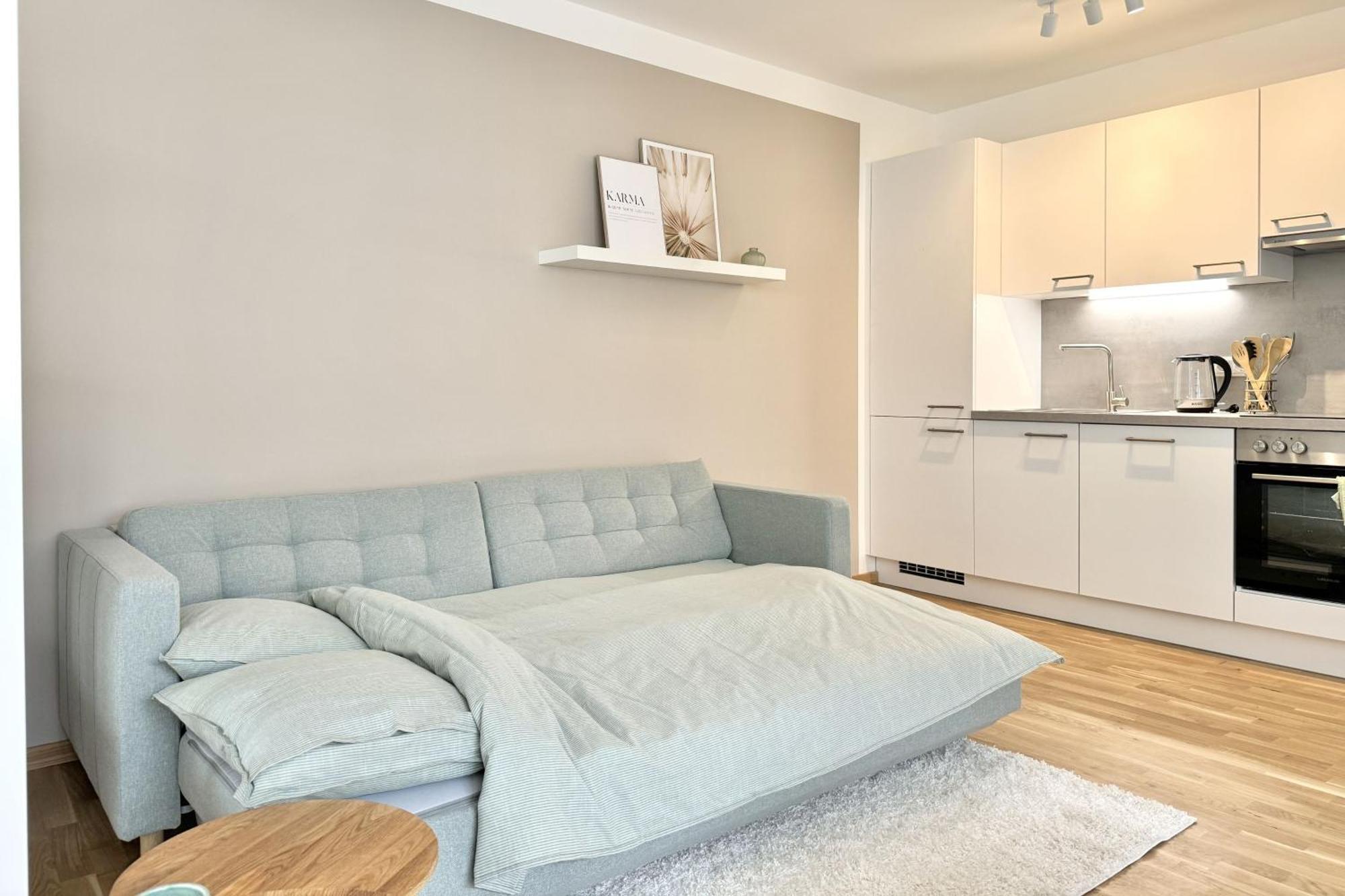 Modernes Studio Beim Domplatz Bécsújhely Kültér fotó