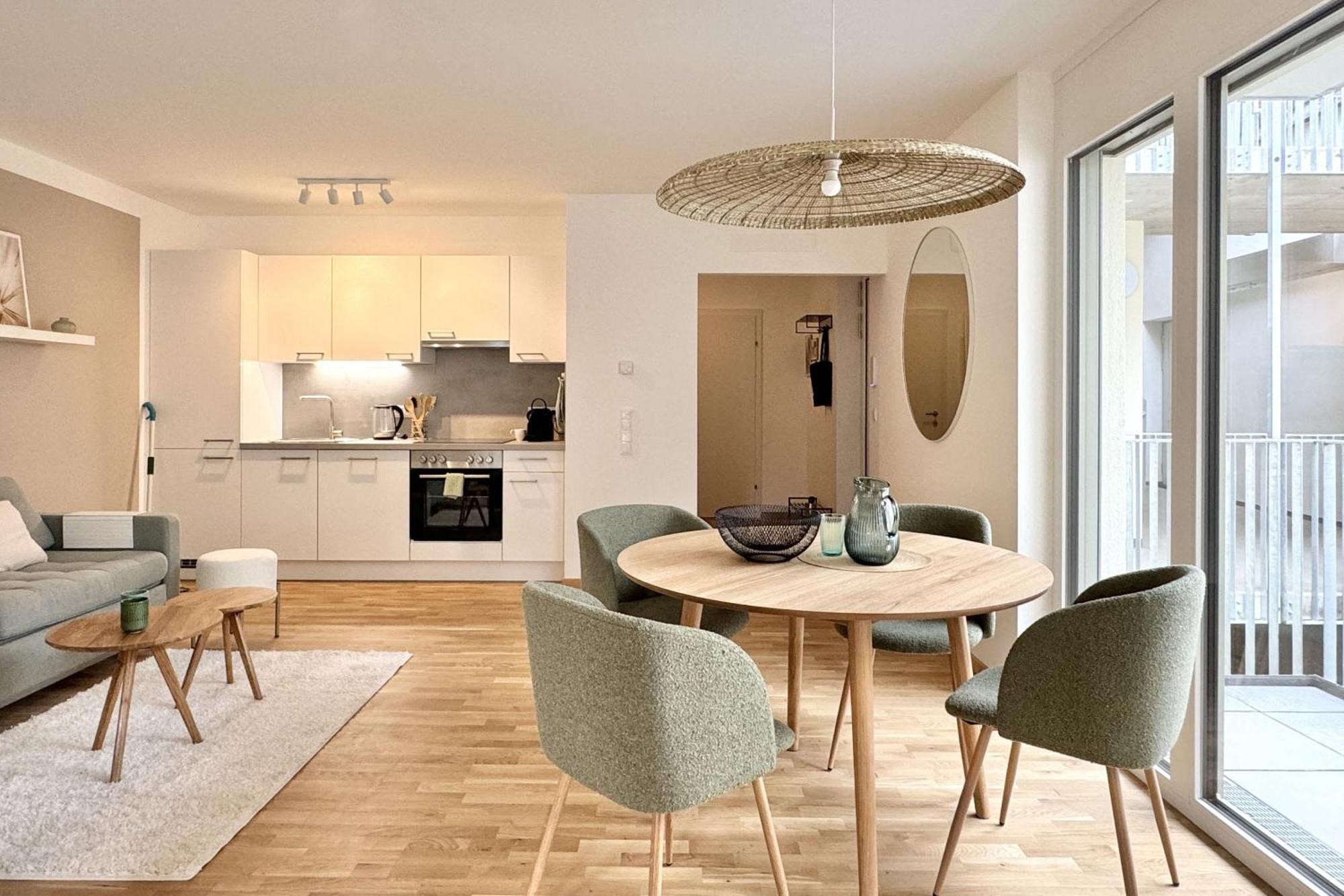 Modernes Studio Beim Domplatz Bécsújhely Kültér fotó