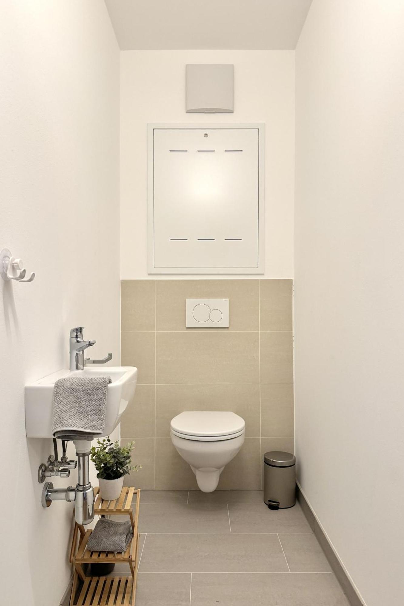 Modernes Studio Beim Domplatz Bécsújhely Kültér fotó